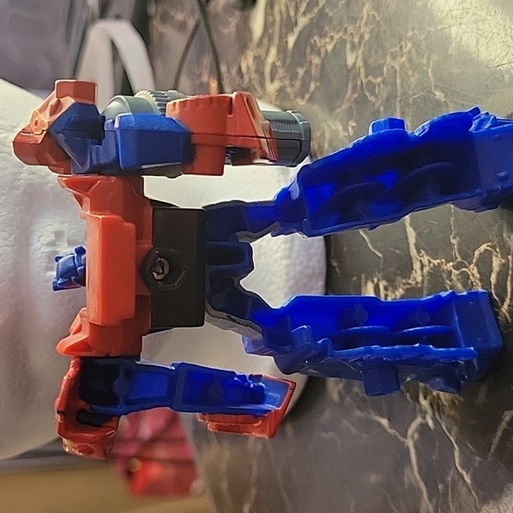 Transformers Optimus prime mini figure plastic toy for kid robot - Picture 4 of 7